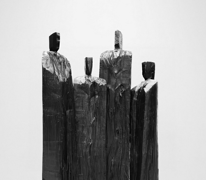 Christian Lapie, Les mémoires anciennes, 2021 Chêne traité à l'huile de lin sous vide "Prolin" 210 x 120 x 60 cm