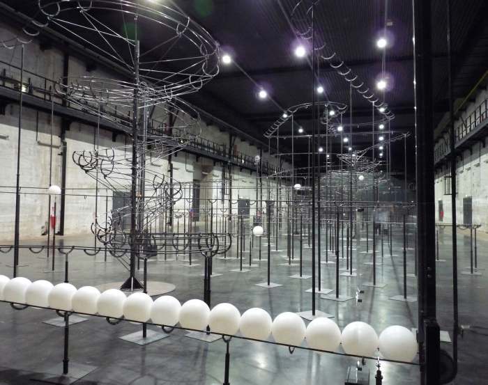 Jeppe Hein, Distance, 2014. Le LiFE, Saint-Nazaire